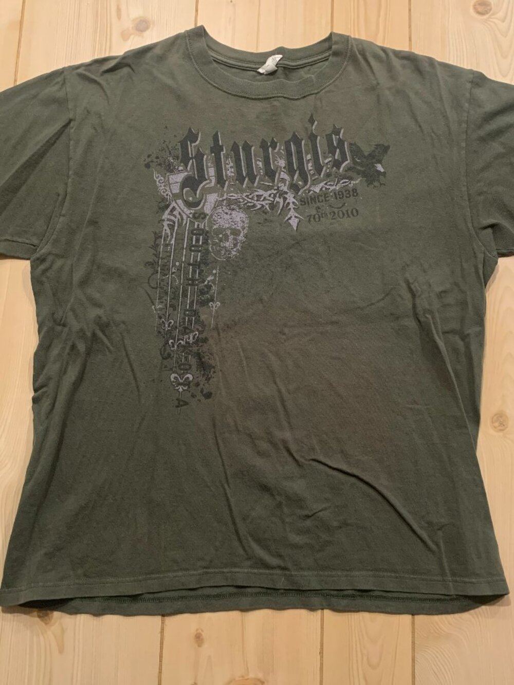 Sturgis Motorcycle Rally 70th Anniversary 2010 Biker Grunge Y2K T-Shirt Size XL